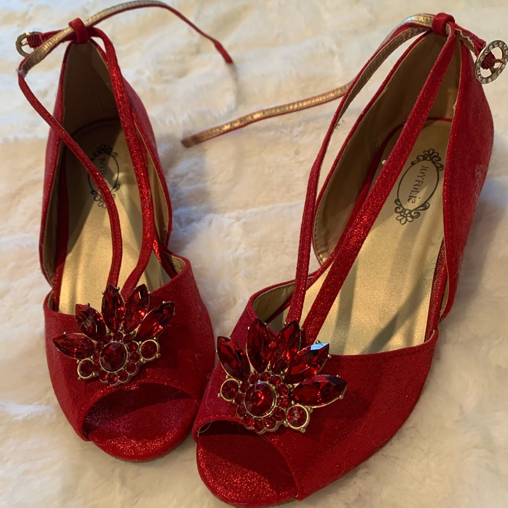 Red satin Joyfolie heels with gems